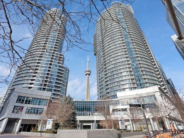 1909 - 208 Queens Quay W