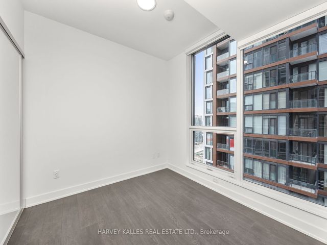 2912 - 35 Mercer St