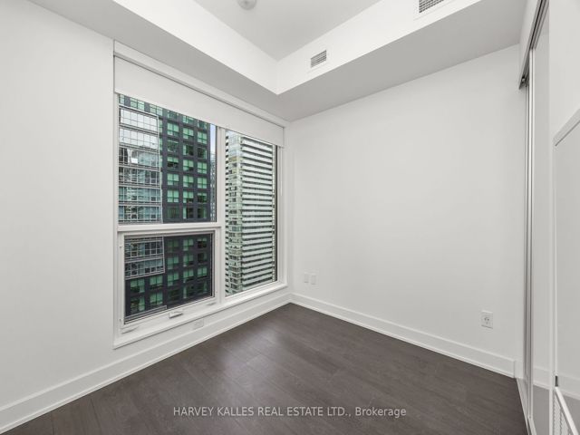 2912 - 35 Mercer St
