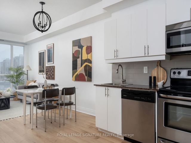 613 - 17 Kenaston Gdns