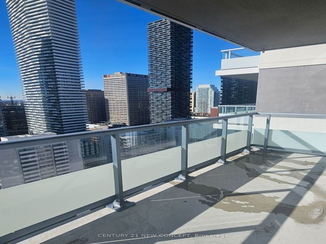 2713 - 50 Dunfield Ave