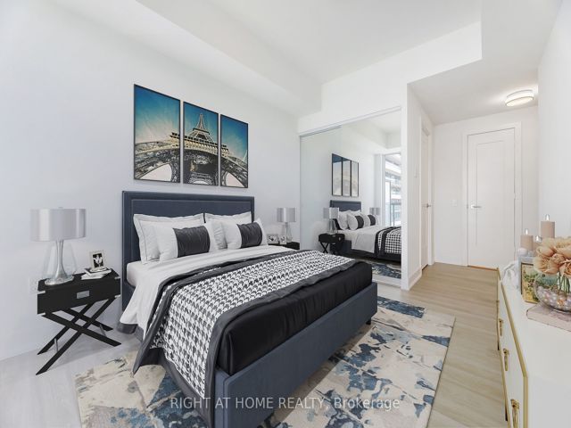 1210 - 30 Inn On The Park Dr