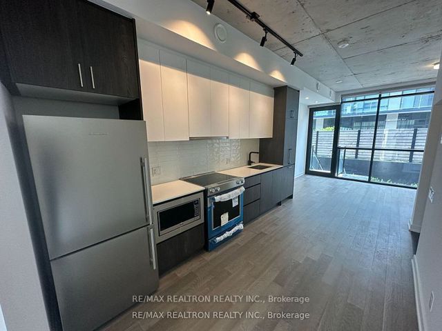 16 - 12 Dervock Cres