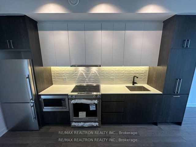 16 - 12 Dervock Cres