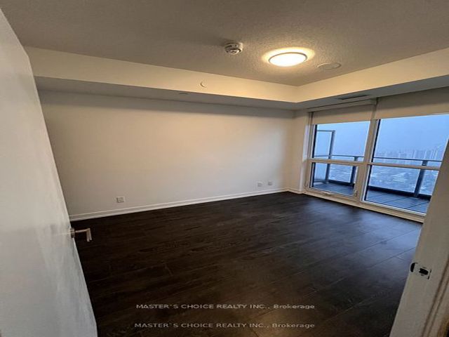 2101 - 38 Forest Manor Rd