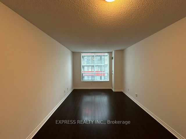 1022 - 168 Simcoe St