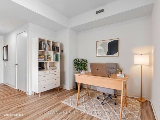 2604 - 33 Charles St E
