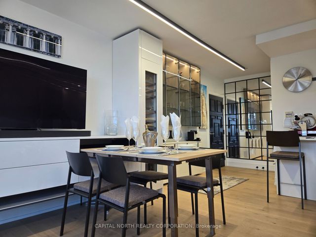 1402 - 168 King St E