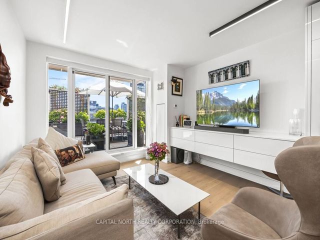 1402 - 168 King St E