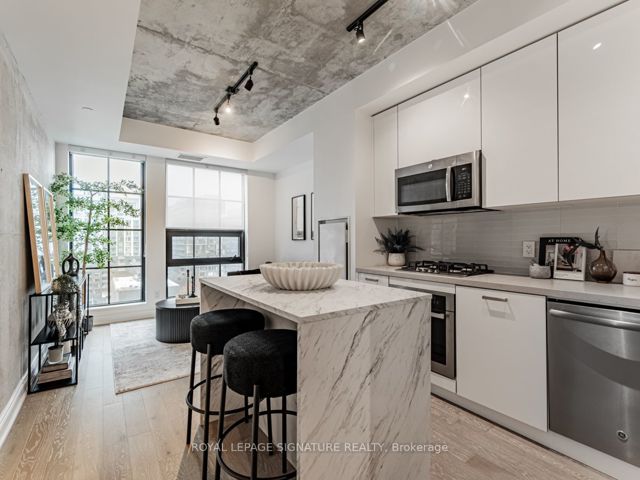 907 - 608 Richmond St