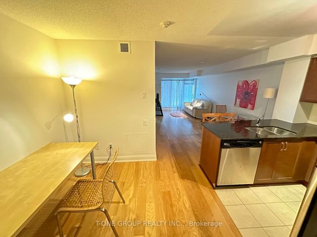 1503 - 2181 Yonge St