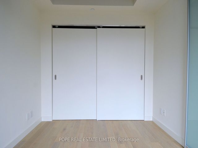 513 - 111 Bathurst St