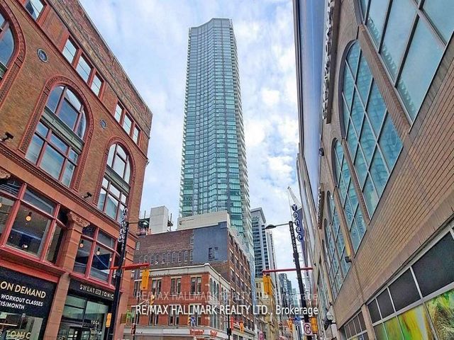 3114 - 197 Yonge St