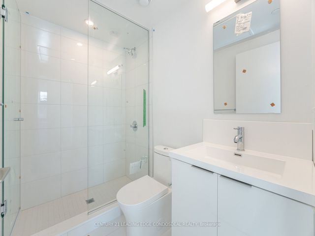 3114 - 230 Simcoe St