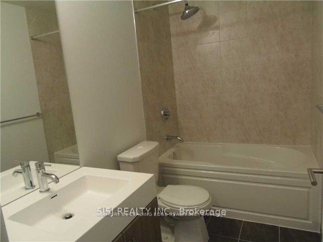 1101 - 160 Vanderhoof Ave