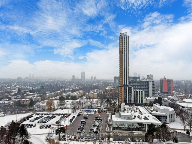 1505 - 5740 Yonge St
