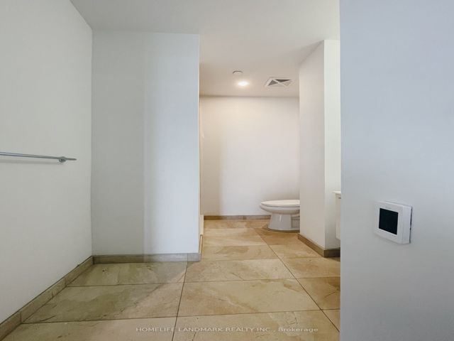 LPH4707 - 50 Charles St E