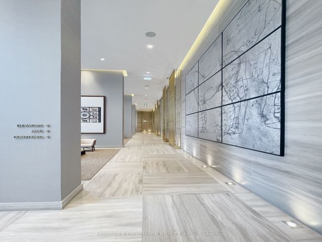 LPH4707 - 50 Charles St E