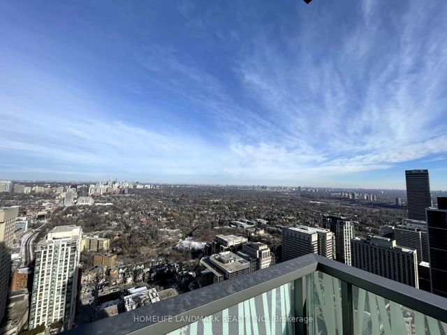 LPH4707 - 50 Charles St E