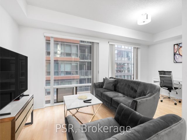 1218 - 50 John St