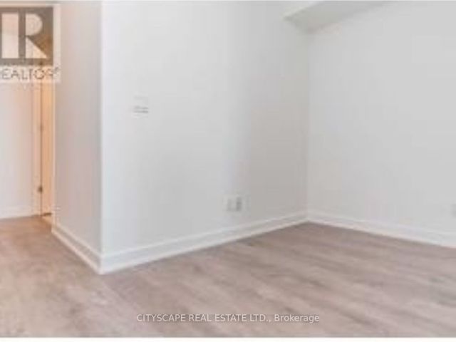 4206 - 501 Yonge St
