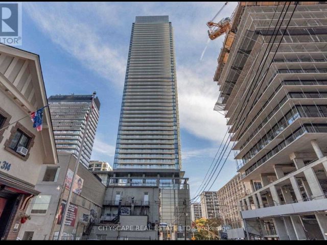 4206 - 501 Yonge St
