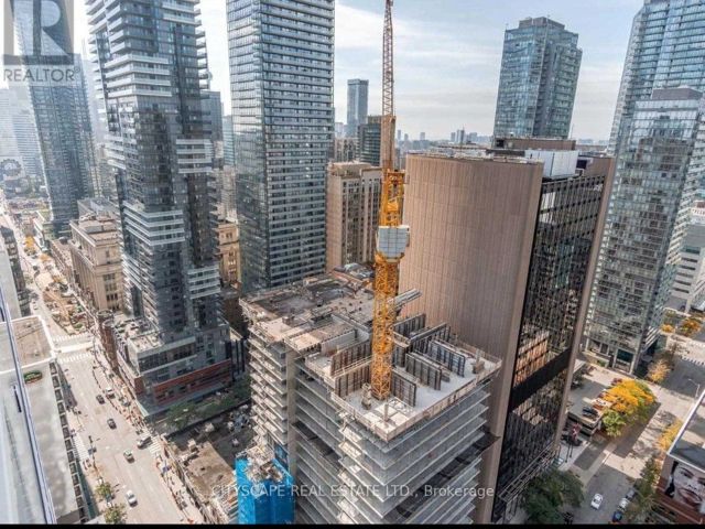 4206 - 501 Yonge St