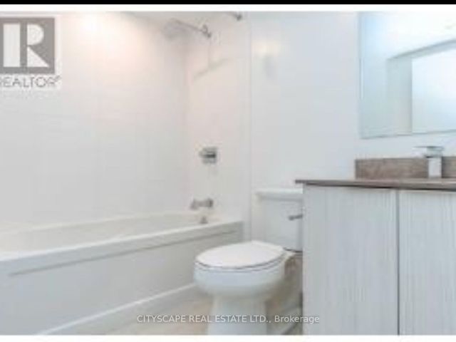 4206 - 501 Yonge St