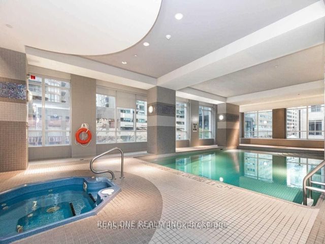 3112 - 763 Bay St