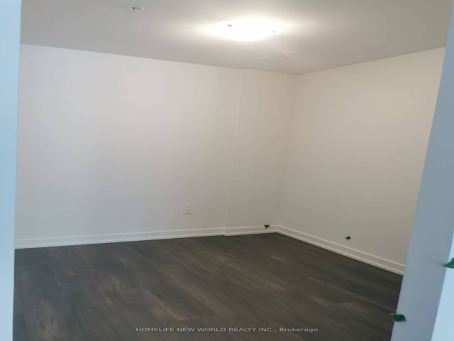 A206 - 1660 Victoria Park Ave