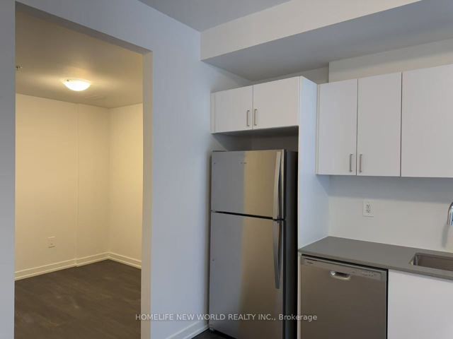 A206 - 1660 Victoria Park Ave