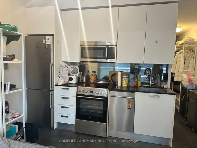 1004 - 57 St Joseph St