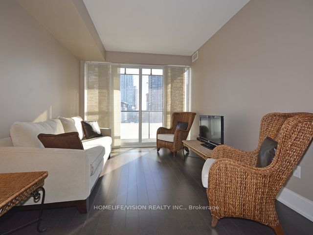 531 - 560 Front St W