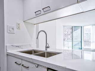 611 - 38 Elm St