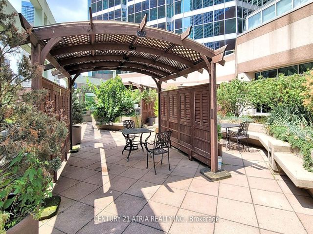 611 - 38 Elm St