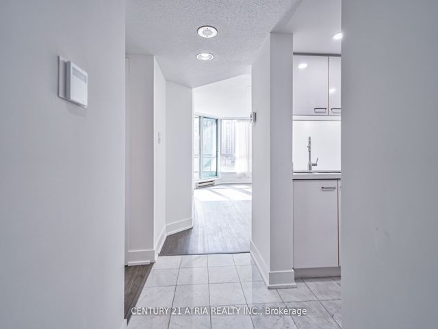 611 - 38 Elm St