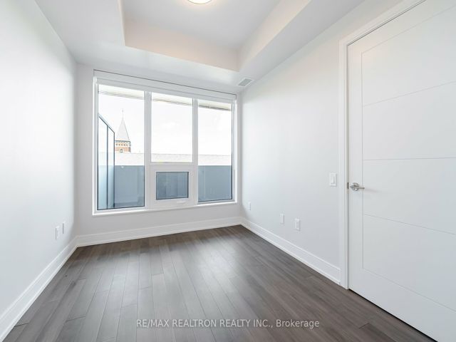 510 - 2525 Bathurst St