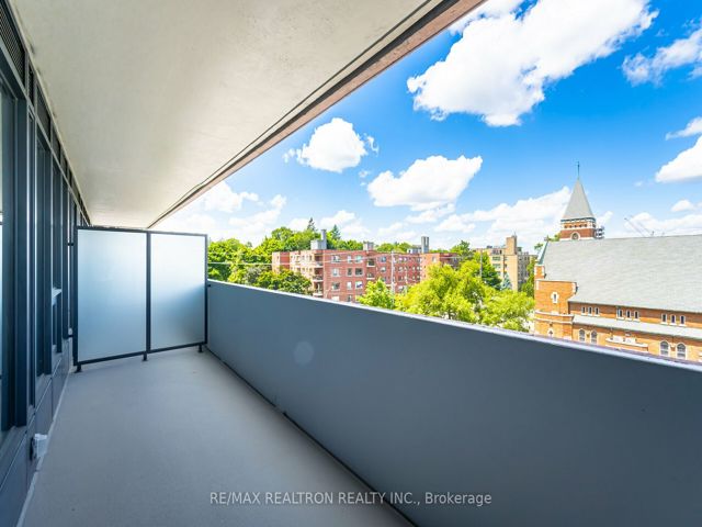 510 - 2525 Bathurst St