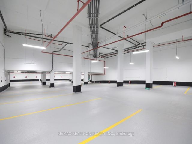 510 - 2525 Bathurst St