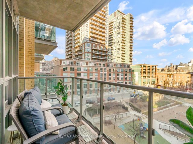502 - 69 Lynn Williams St