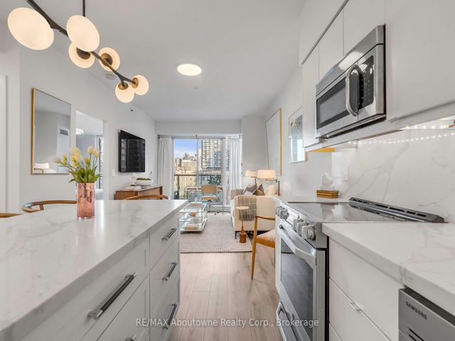 502 - 69 Lynn Williams St