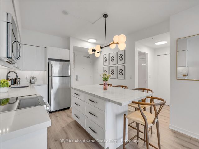 502 - 69 Lynn Williams St
