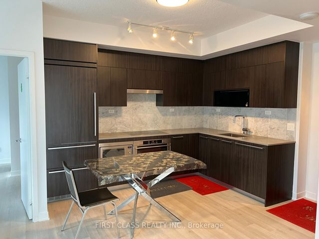 1106 - 80 Queens Wharf Rd