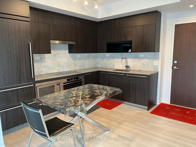 1106 - 80 Queens Wharf Rd