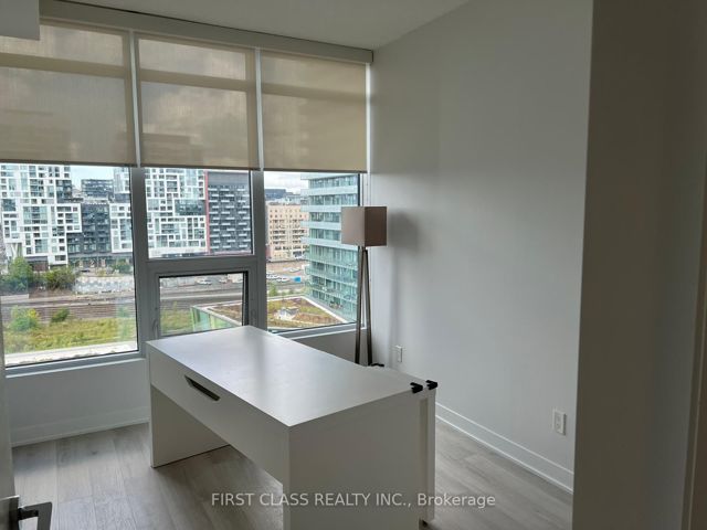 1106 - 80 Queens Wharf Rd