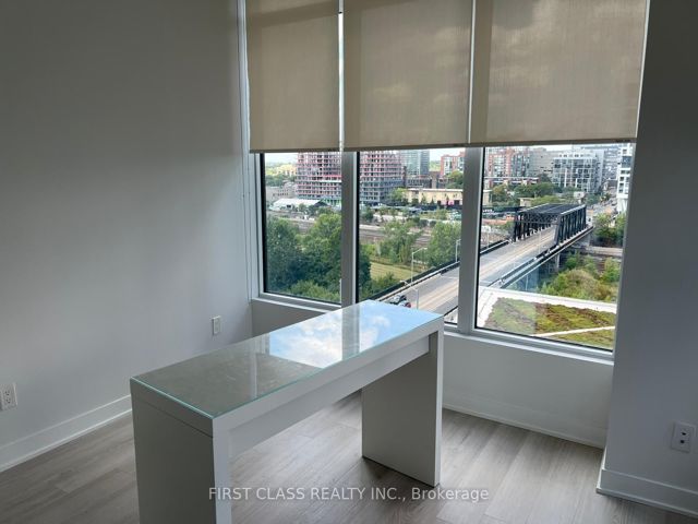 1106 - 80 Queens Wharf Rd