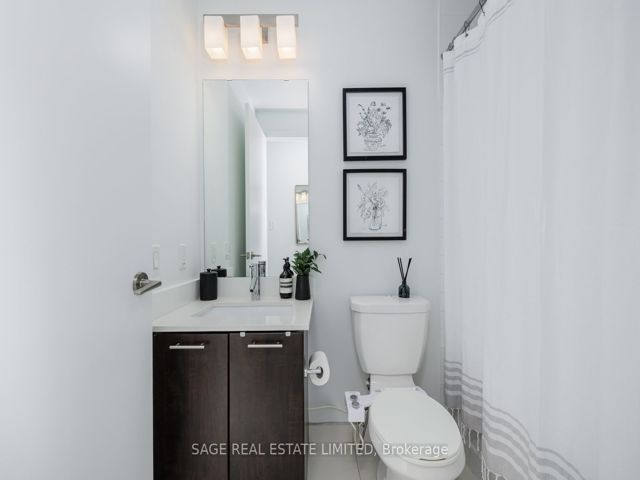 318 - 169 Fort York Blvd