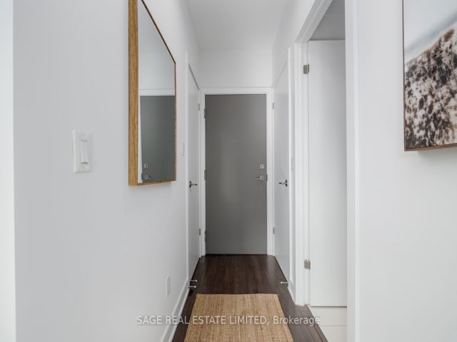 318 - 169 Fort York Blvd