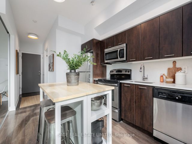 318 - 169 Fort York Blvd