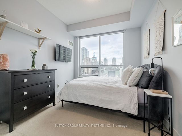 1103 - 120 Homewood Ave